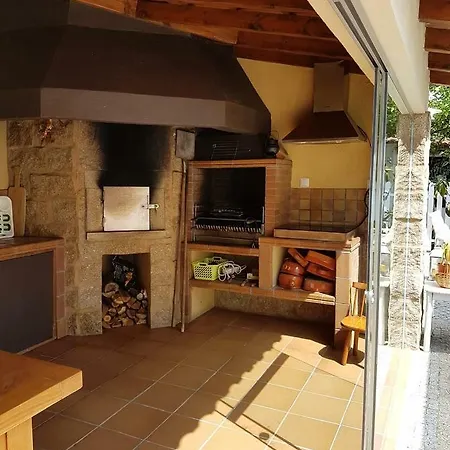Casa Da Ribeira Apartment *