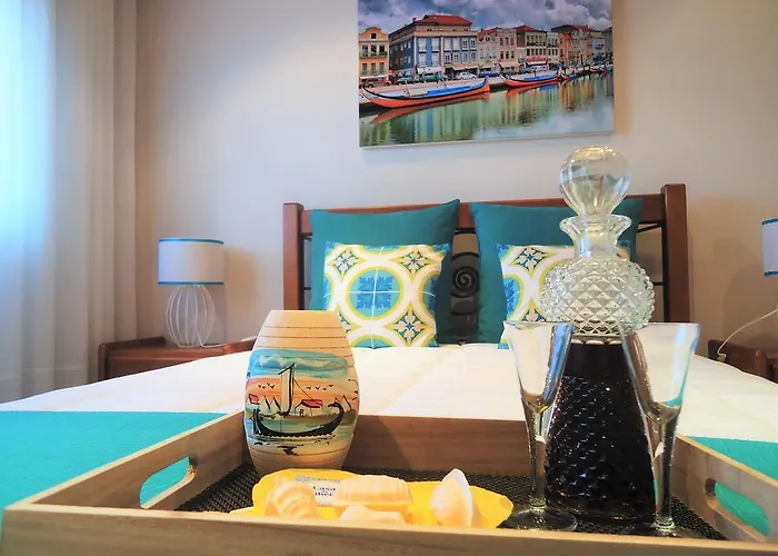 Casa Da Ribeira * אבאירו